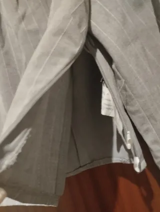 Top manga larga gris