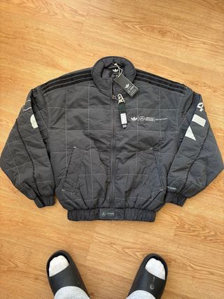 Chaqueta Adidas x Bad Bunny x Mercedes-AMG F1