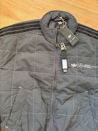 Chaqueta Adidas x Bad Bunny x Mercedes-AMG F1