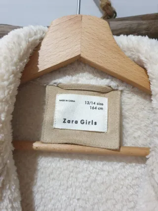 Chaqueta Zara borreguito mujer beige