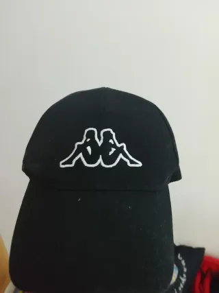 Gorra Kappa Negra Logo Blanco