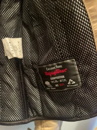 Piumino Refrigewear donna con cappuccio