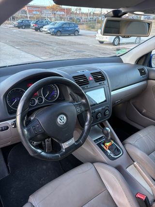 Volkswagen Golf V R32