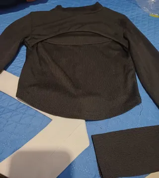 Set 2 Maglie Lunghe Cut-out Tg XS