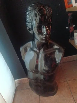Maniquí Torso Fibra Negro