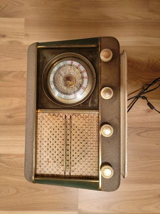 Radio antigua modelo 53-P P