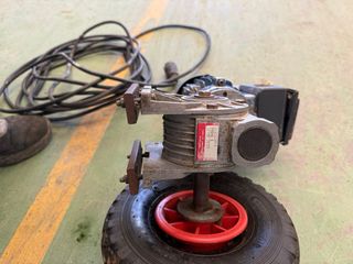 Motor eléctrico con rueda