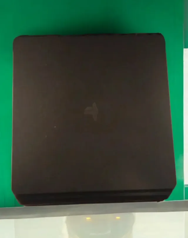 Ps4 Slim - Buen estado