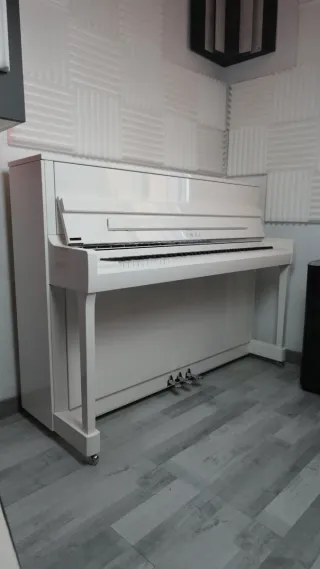 Piano Kawai K-200 WH/P-SL [Como Nuevo]