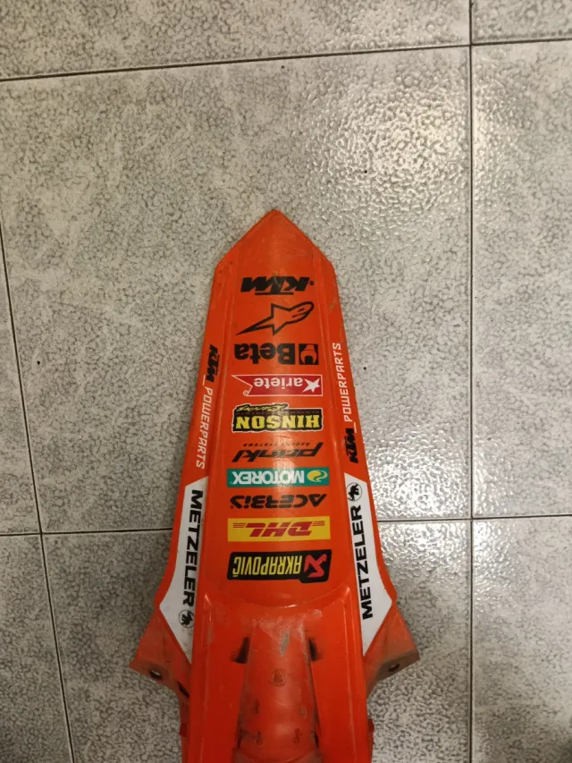 Guardabarros Trasero KTM Naranja