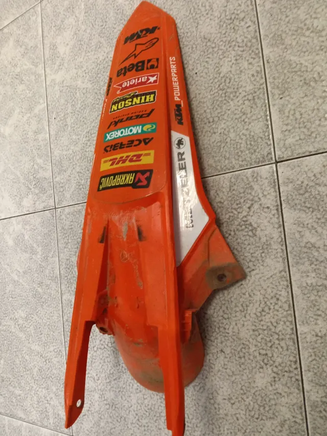 Guardabarros Trasero KTM Naranja