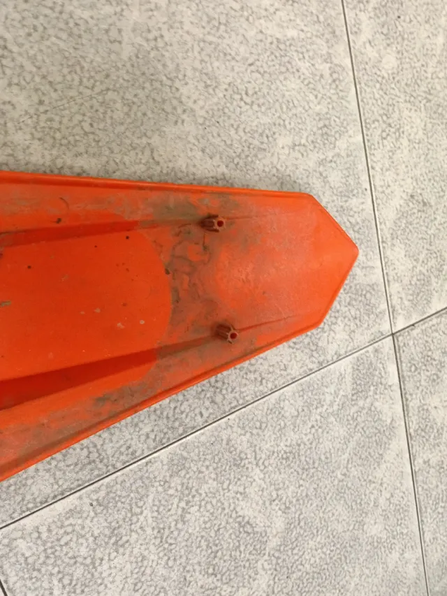Guardabarros Trasero KTM Naranja