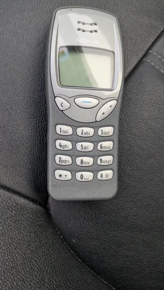 Nokia 3210 Plata