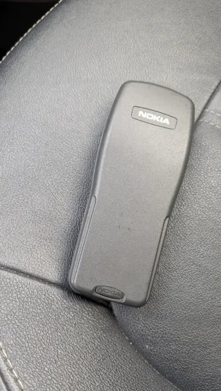 Nokia 3210 Plata