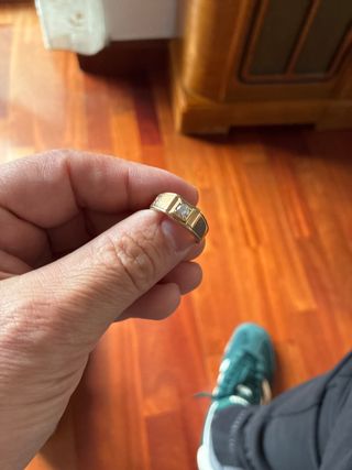 Anillo de oro 9k