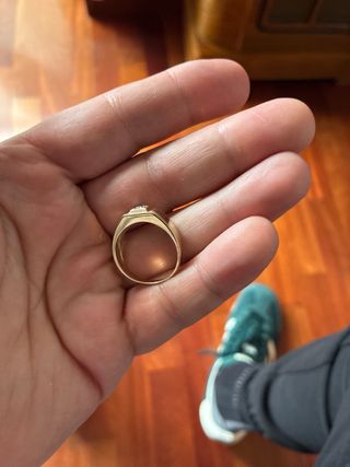 Anillo de oro 9k