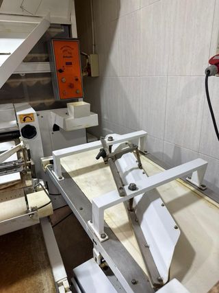 Formadora, Pesadora y Amasadora Industrial