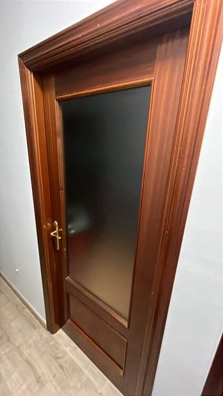 se vende lote completo de 8 puertas