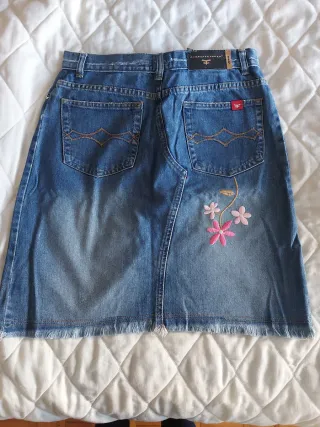 Saia Kosiuko ganga bordada