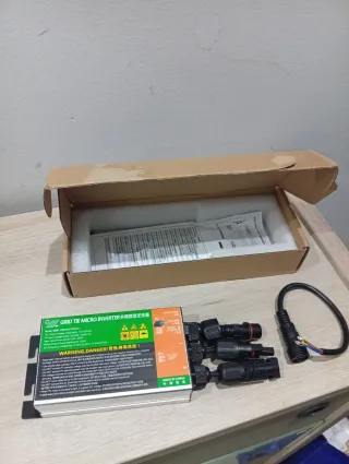 Microinversor Solar Red