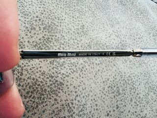 NUEVAS y ORIGINALES Gafas de sol Miu Miu logo
