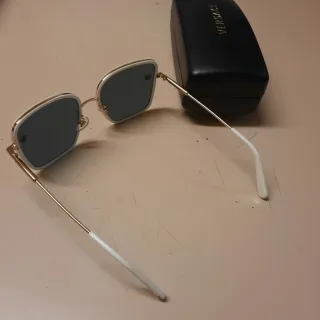 Occhiali da sole Versace bianchi e oro