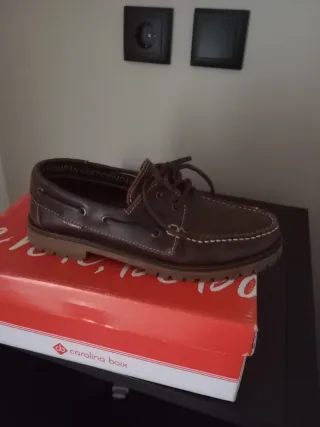 Náuticos de piel marrón chocolate