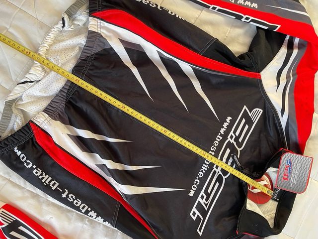 Chaqueta BEST Ciclismo Negra Roja Talla S NUEVO