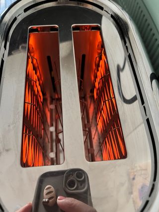 Tostadora Negra con Selector