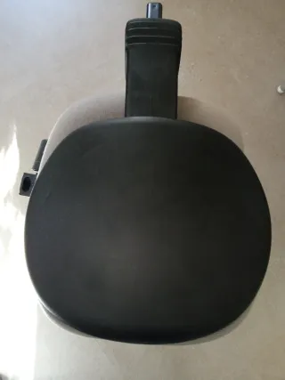 Silla de oficina ergonómica beige