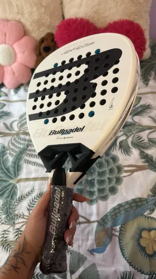 Pala Bullpadel Vertex 05