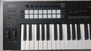 Teclado musical MIDI