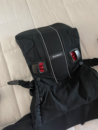 Mochila Portabebés BabyBjörn ONE Negra