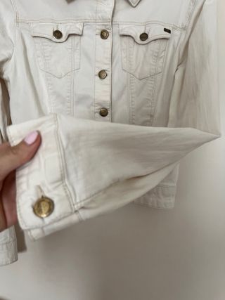 Chaqueta Sfera vaquera blanca