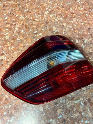 Pilotos Traseros Mercedes ML 2008