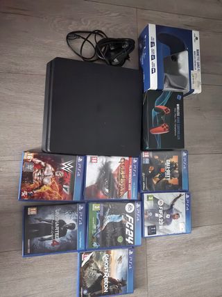 PS4 (PlayStation 4) Negra + 8 Juegos