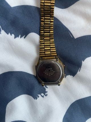 Reloj Casio Dorado Digital