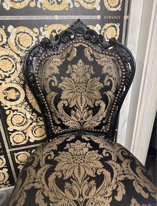 Silla Barroca Negra y Dorada