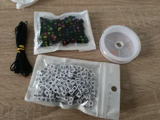 Conjunto Abalorios Letras Bisutería