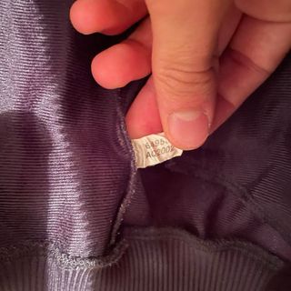 Sudadera Adidas clásica gris, morada y blanca