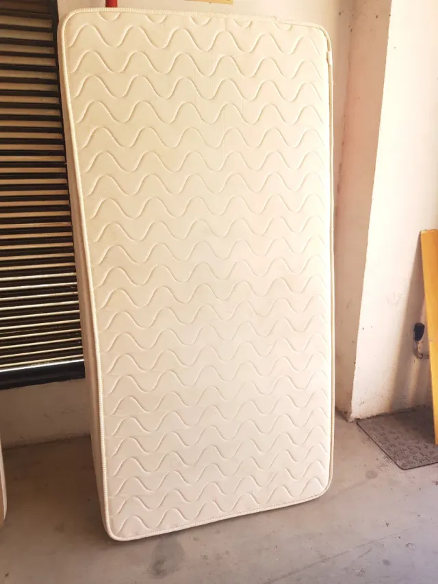 Colchón individual 90 x 180 cm