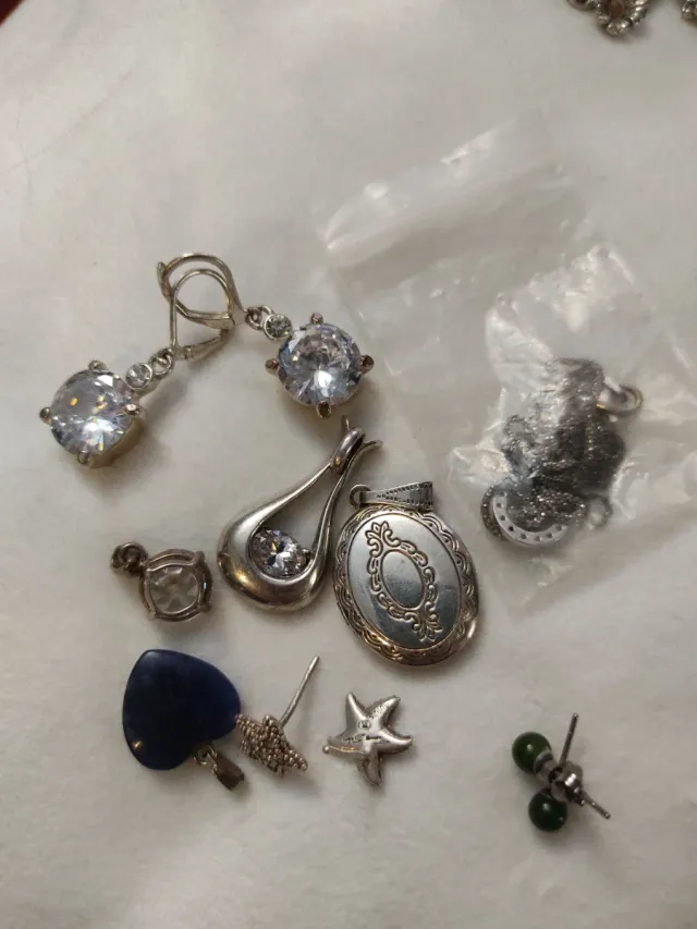 Conjunto de bijuterias antigas