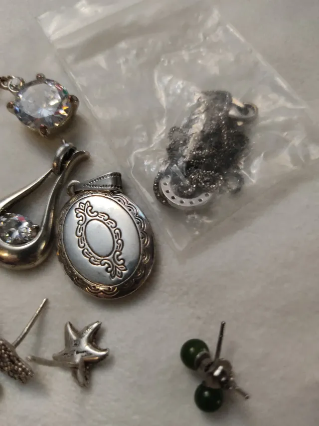 Conjunto de bijuterias antigas