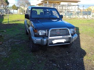 Mitsubishi Montero 1997
