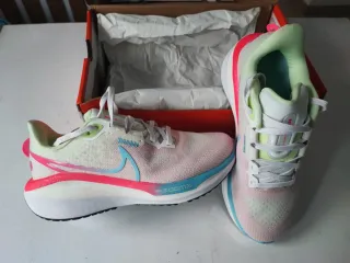 Zapatillas Nike Vomero 17 de mujer