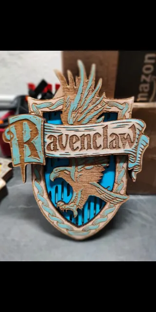 Stemma Corvonero artigianale in legno