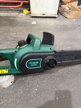 Motosierra Eléctrica YT4645 2000W