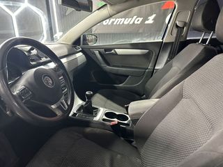 VOLKSWAGEN Passat Variant 1.6 TDI 105cv Edition BMot Tech