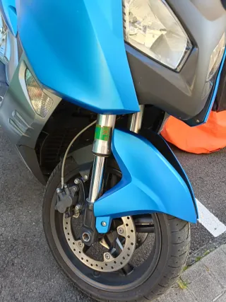 Moto BMW Azul