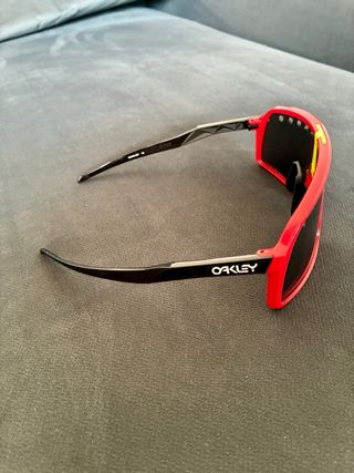 Gafas Oakley Sutro Origins Rojas